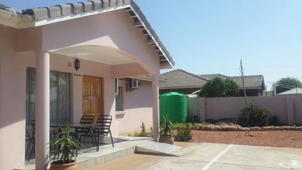 Strand Meadows B&B Gaborone Exterior photo