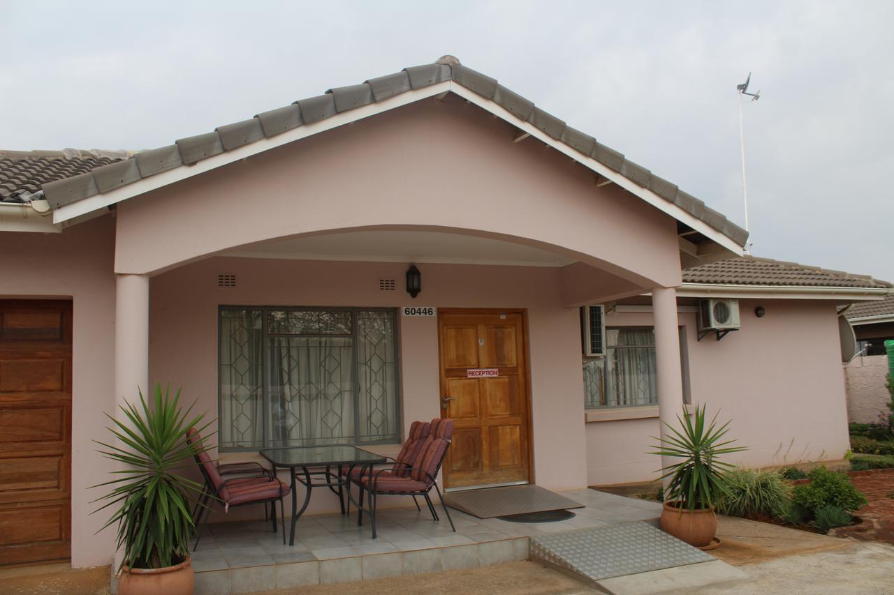 Strand Meadows B&B Gaborone Exterior photo