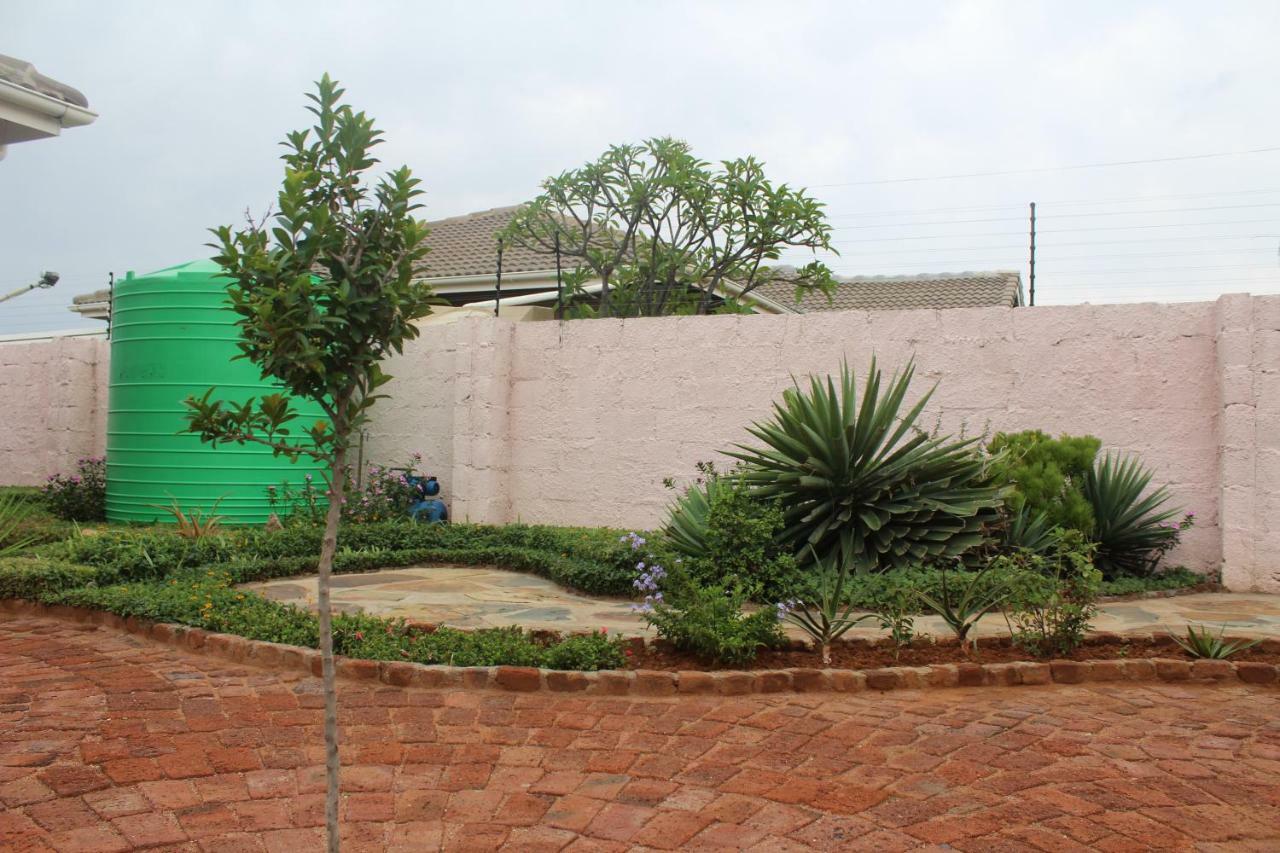 Strand Meadows B&B Gaborone Exterior photo